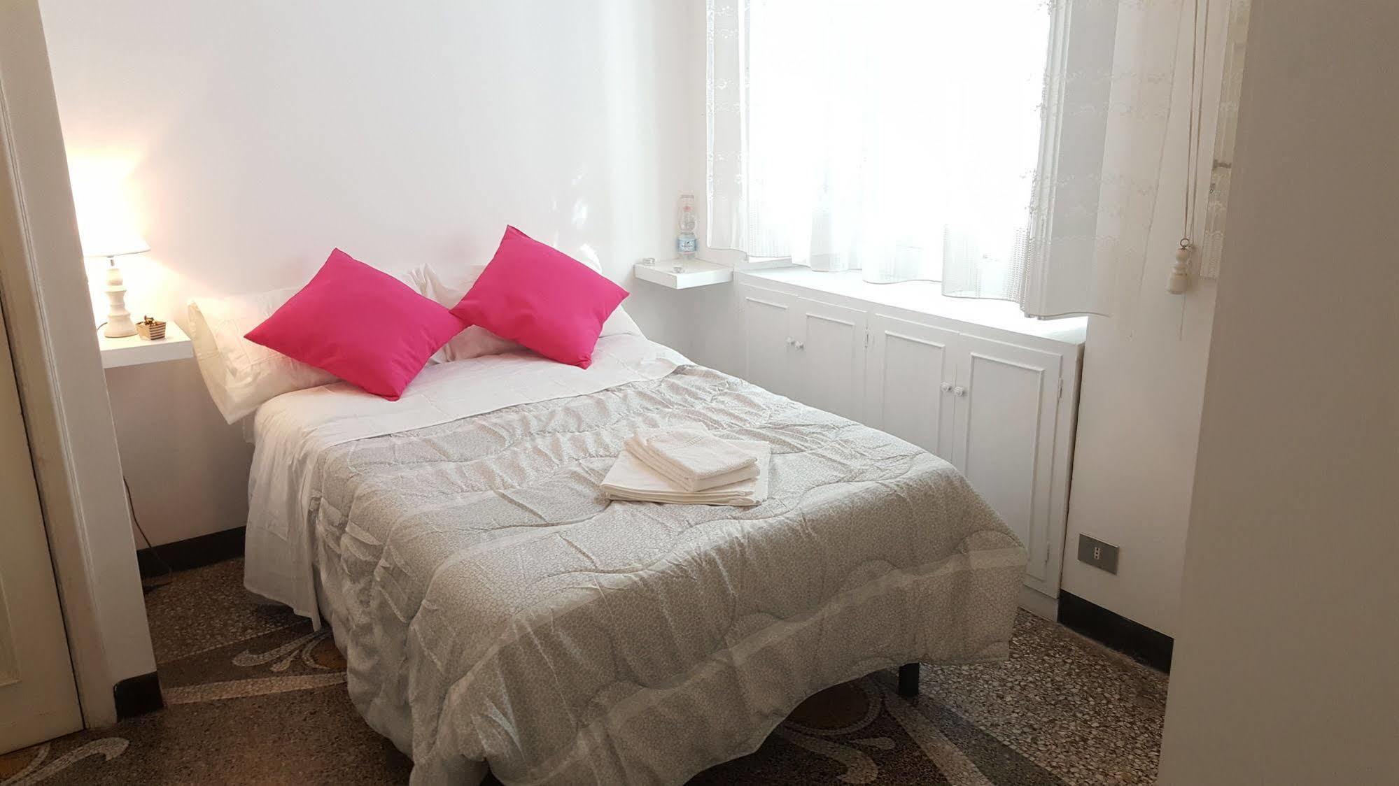 Garden Suite Genua Exterior foto